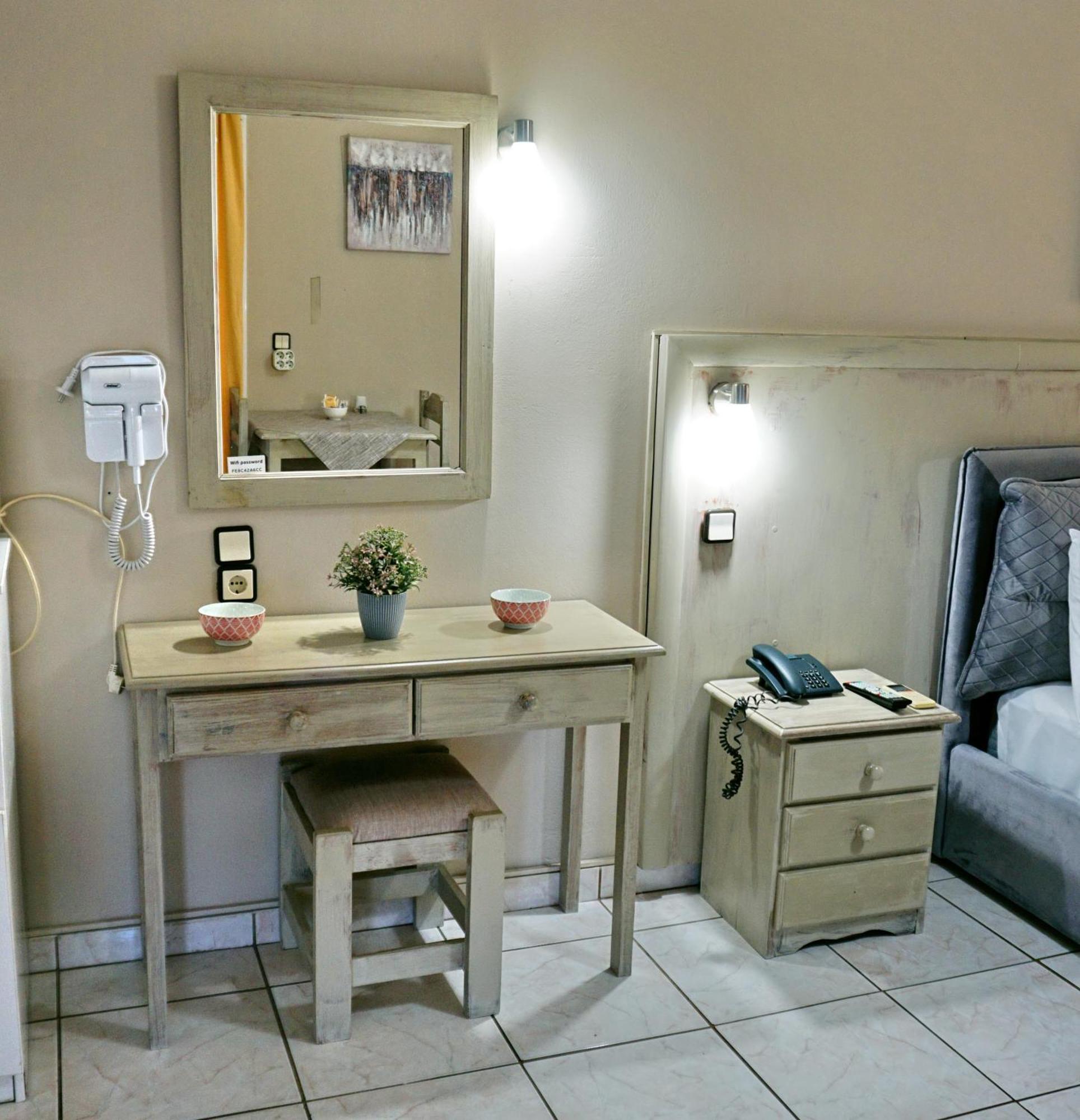 Sourada Studios Mytilíni Exteriér fotografie